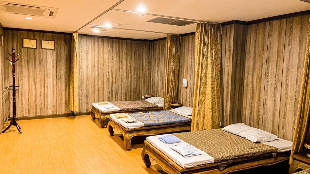 K Park Grand Hotel Sha Plus Certified Surat Thani Ngoại thất bức ảnh