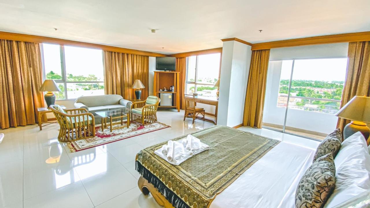 K Park Grand Hotel Sha Plus Certified Surat Thani Ngoại thất bức ảnh