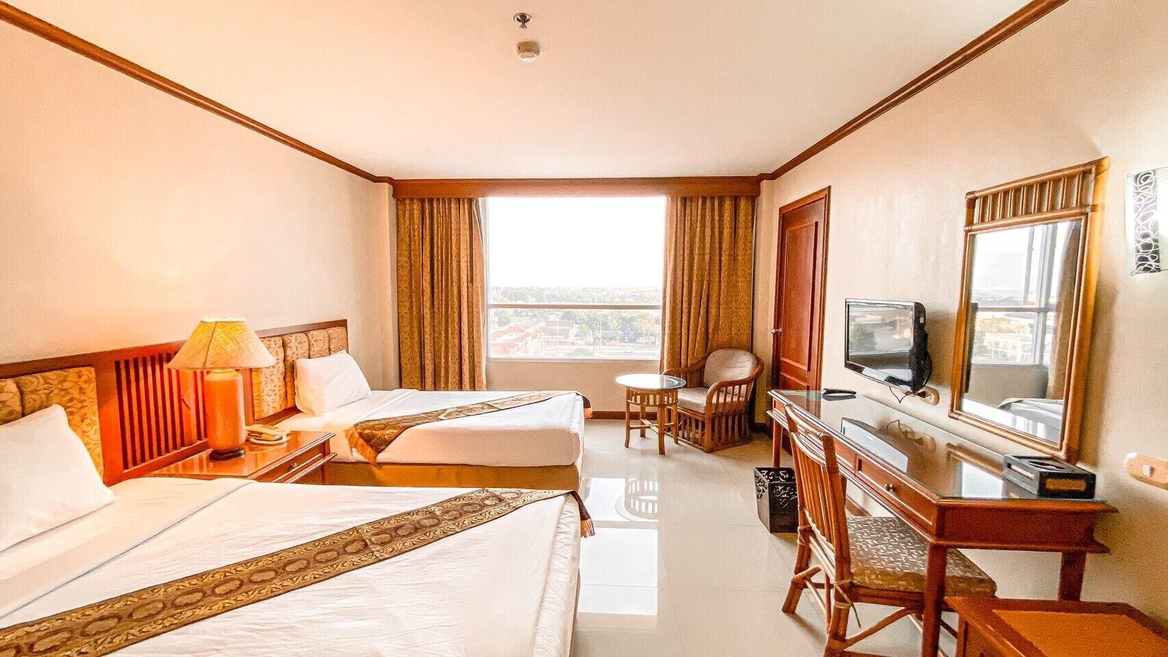K Park Grand Hotel Sha Plus Certified Surat Thani Ngoại thất bức ảnh