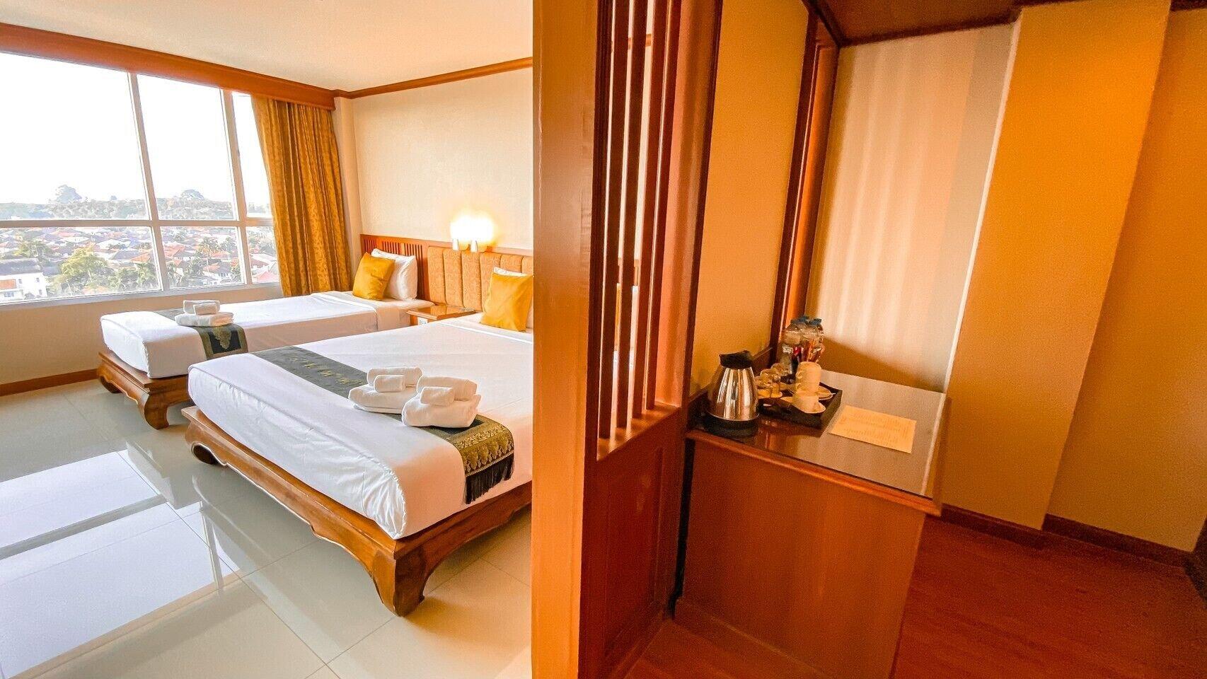K Park Grand Hotel Sha Plus Certified Surat Thani Ngoại thất bức ảnh