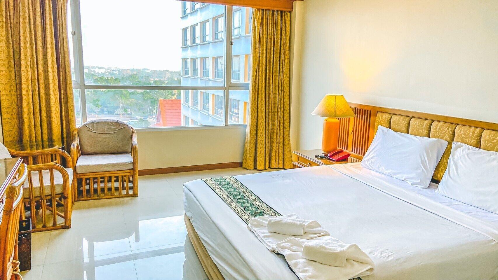 K Park Grand Hotel Sha Plus Certified Surat Thani Ngoại thất bức ảnh