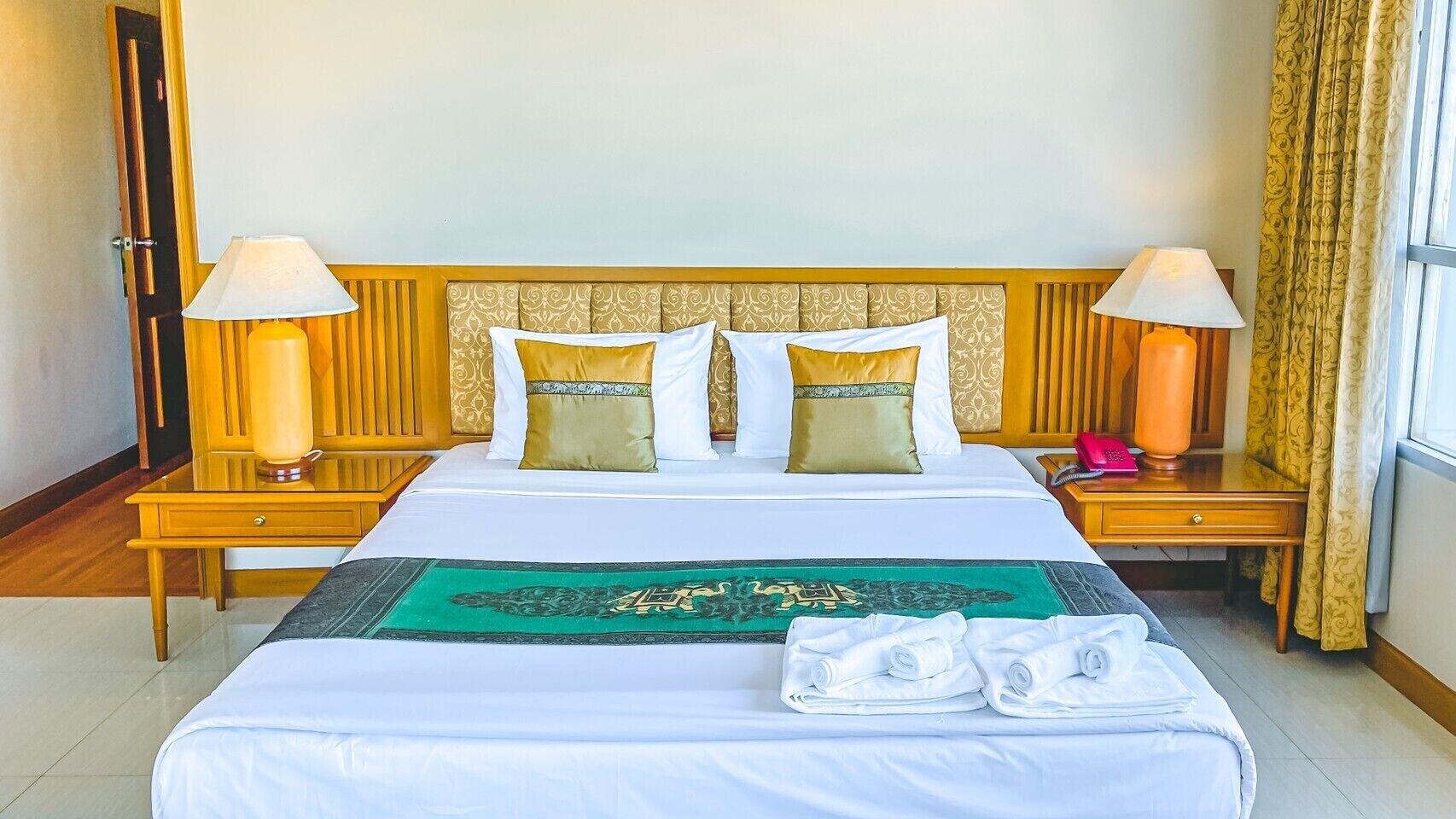 K Park Grand Hotel Sha Plus Certified Surat Thani Ngoại thất bức ảnh
