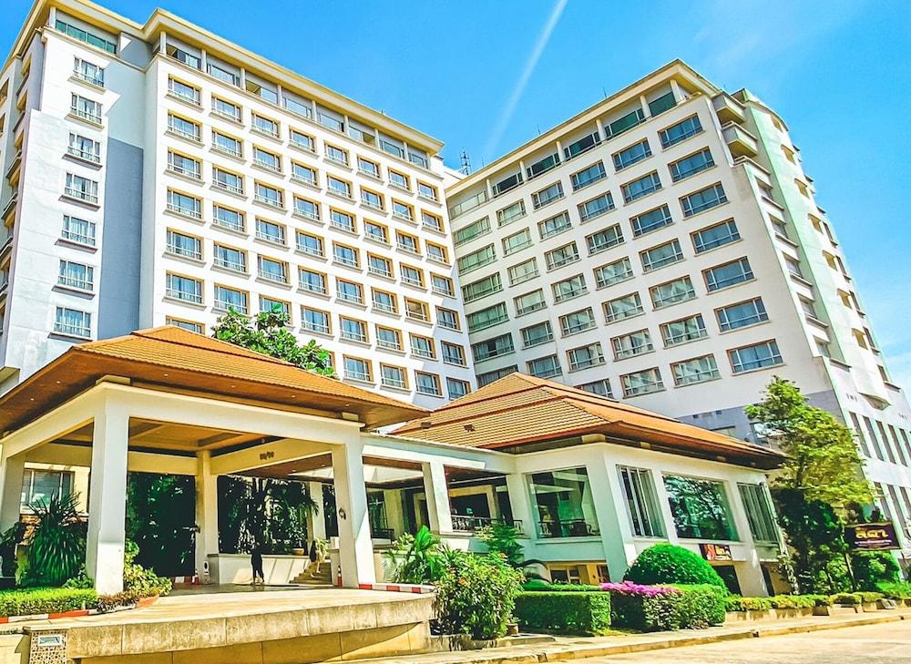 K Park Grand Hotel Sha Plus Certified Surat Thani Ngoại thất bức ảnh